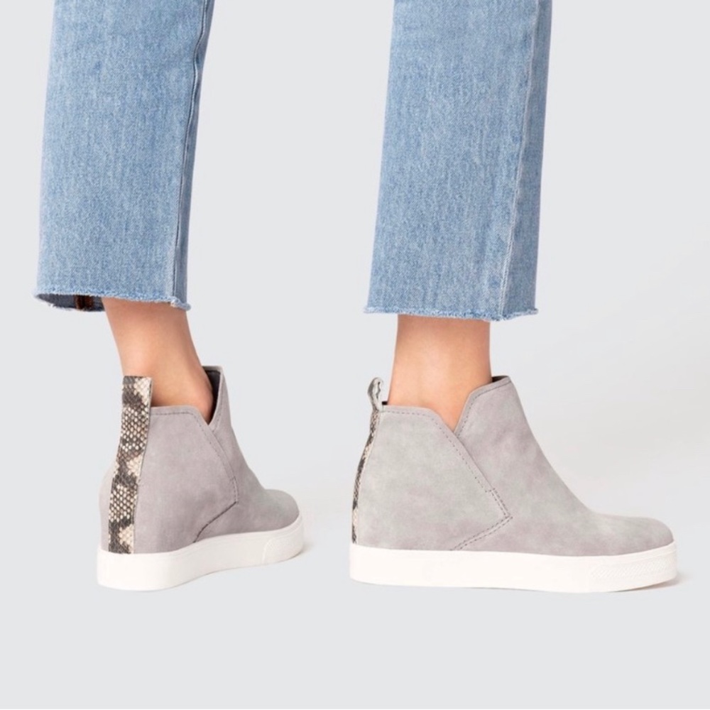 Dolce vita size 6 new sneakers, gray. Women’s
